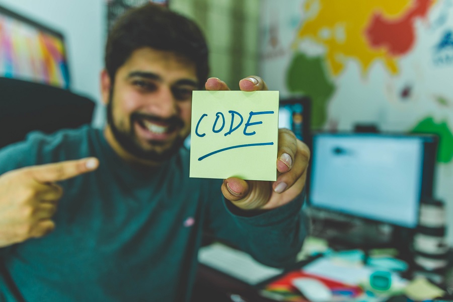 Açık Kaynaklı Kod Nedir? Avantajları Nelerdir?